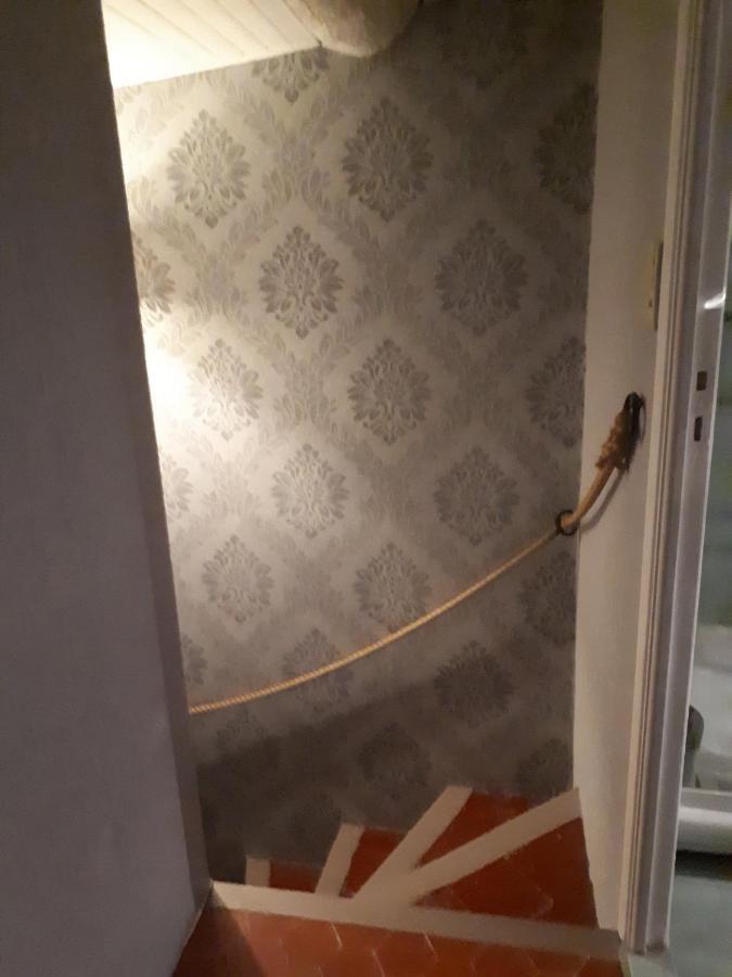 Les Mirabelles Chambres D'Hotes Систерон Экстерьер фото